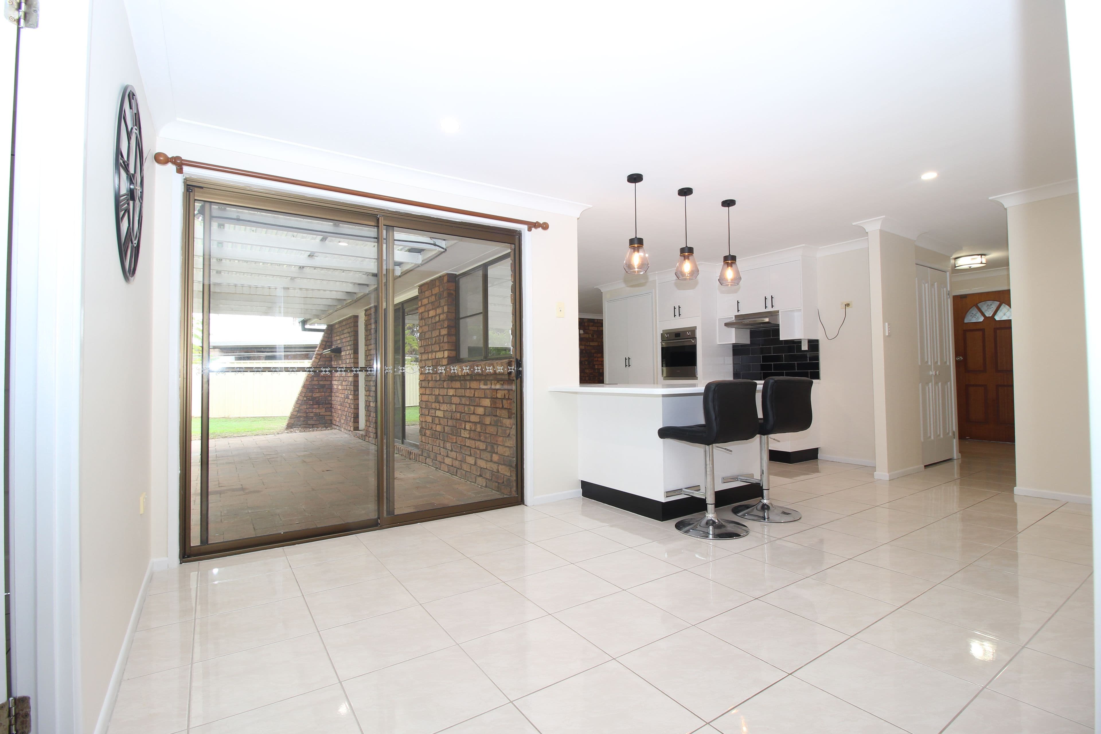 20 Colleen Avenue, Emerald QLD 4720, Emerald - Thumbnail 5