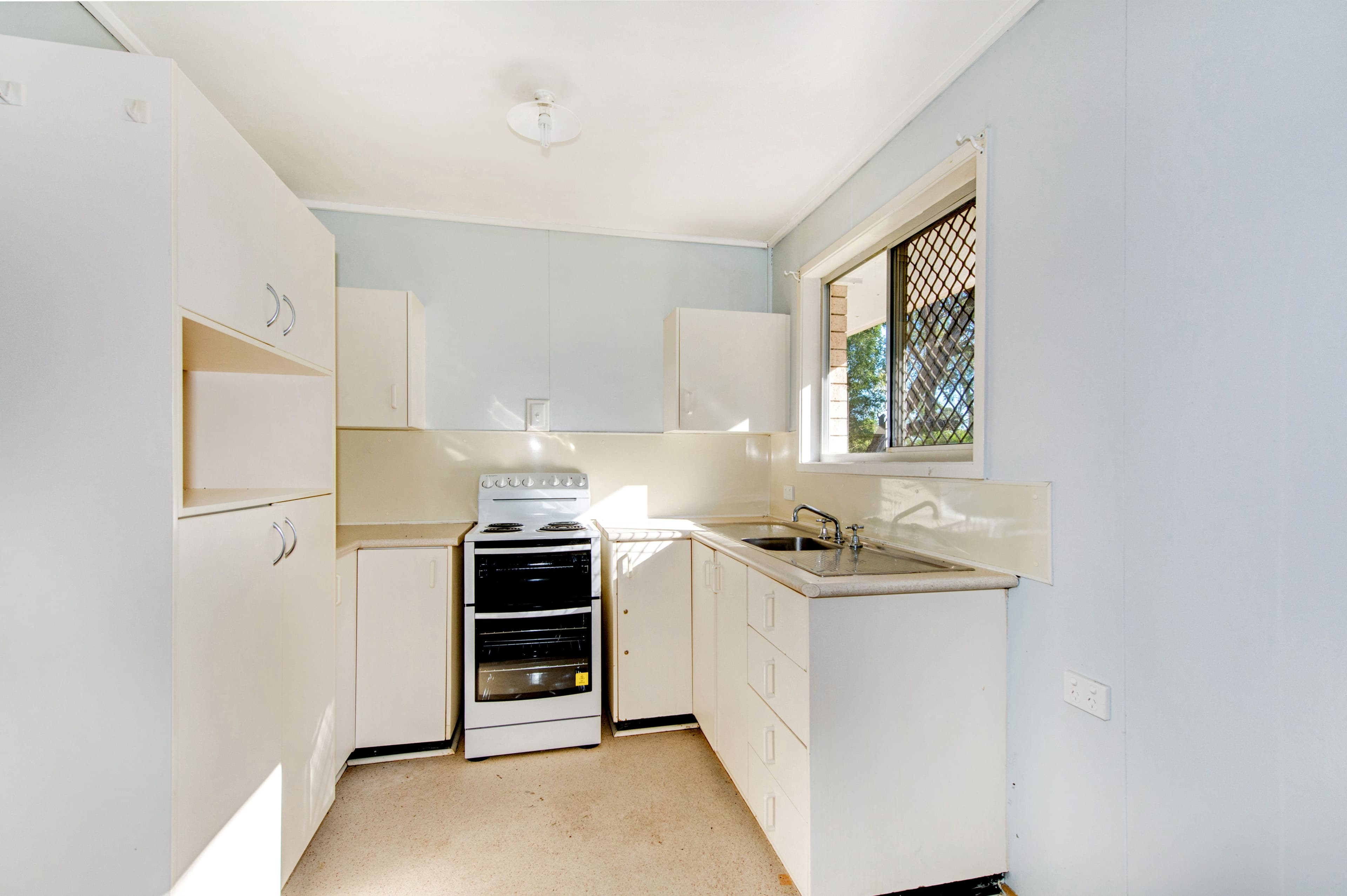 11 Sinclair Drive, Ellen Grove QLD 4078, Ellen Grove - Thumbnail 4