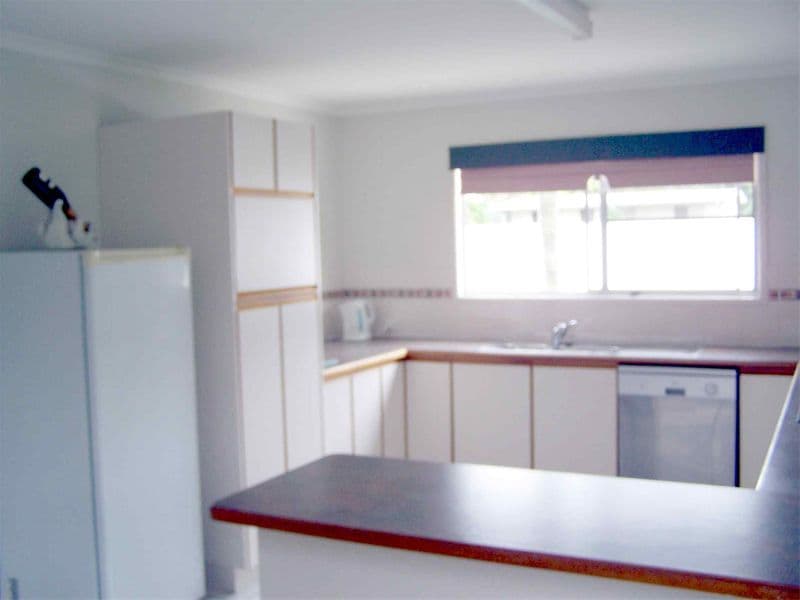 25 Poppel Street, GLADSTONE QLD 4680, Gladstone Central - Thumbnail 7