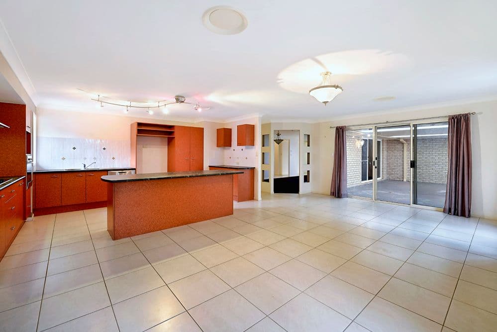 16 Tiger Drive, ARUNDEL QLD 4214, Arundel - Thumbnail 5