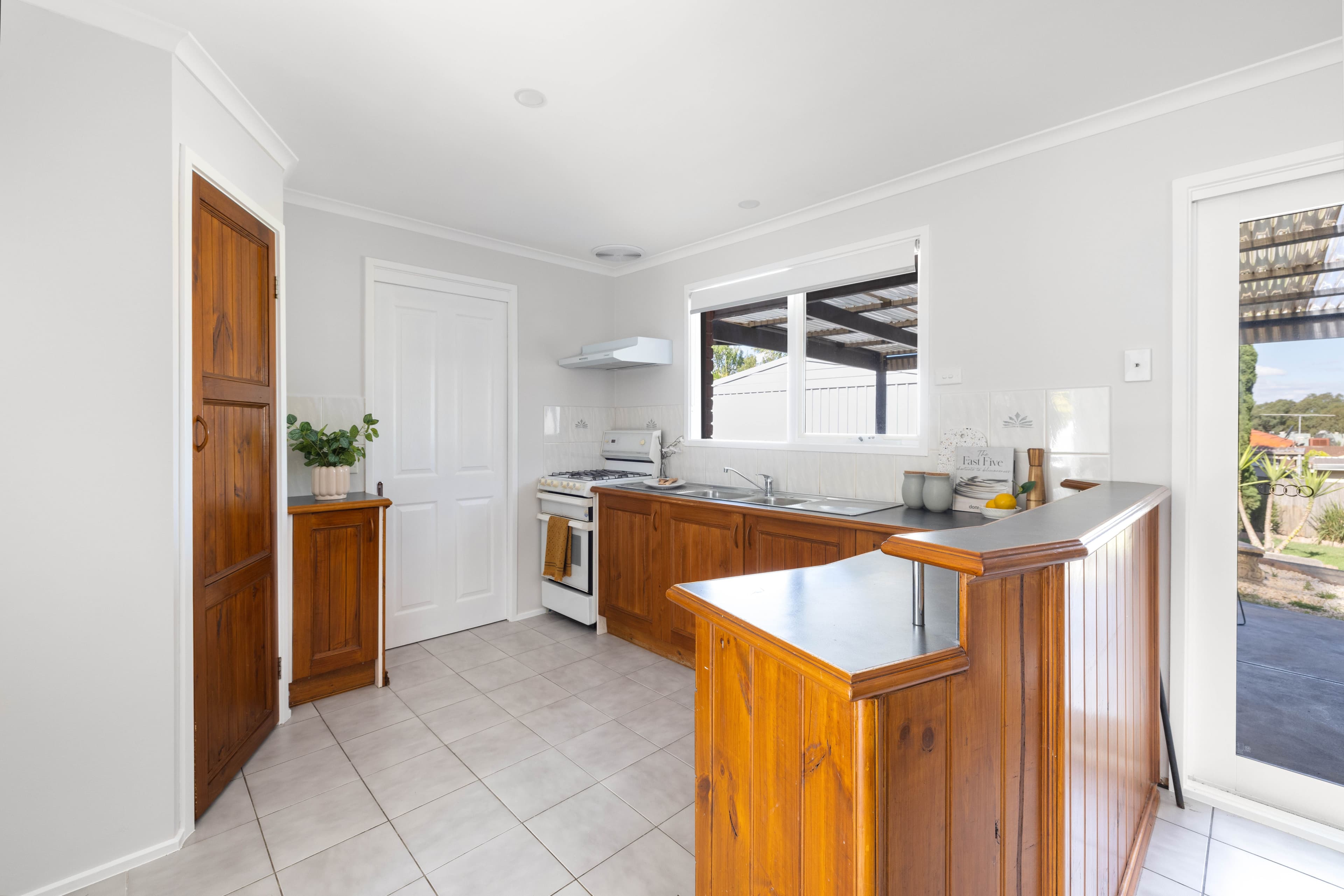 4 Manna Court, Meadow Heights VIC 3048, Meadow Heights - Thumbnail 5