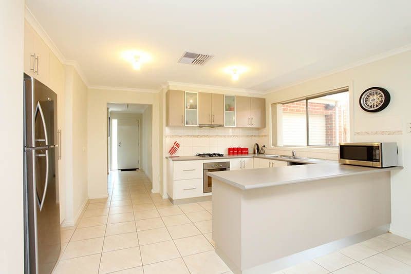24 Auburn Road, SOUTH MORANG VIC 3752, South Morang - Thumbnail 3
