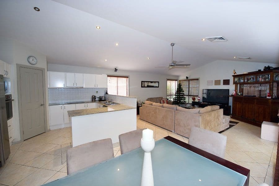 33 Darlington Street, STANHOPE GARDENS NSW 2768, Stanhope Gardens - Thumbnail 2