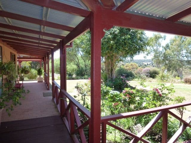 66 Murray Grey Circle, LOWER CHITTERING WA 6084, Lower Chittering - Thumbnail 6