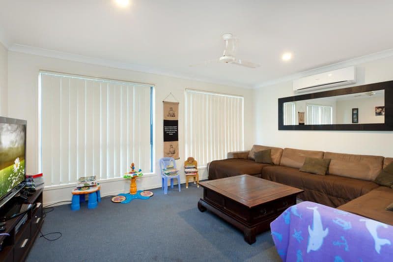 69 Billinghurst Crescent, UPPER COOMERA QLD 4209, Upper Coomera - Thumbnail 2
