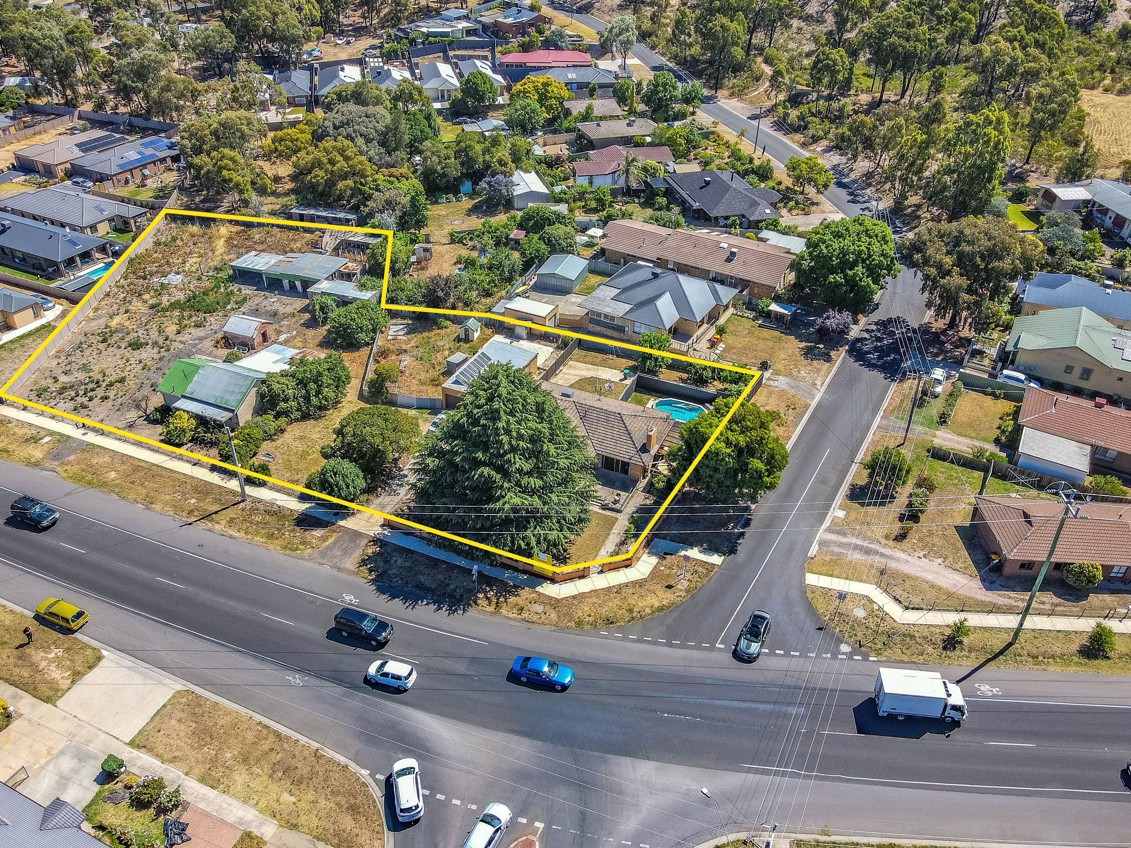 69-71 & 73 Specimen Hill Road, Golden Square VIC 3555, Golden Square - Image 1