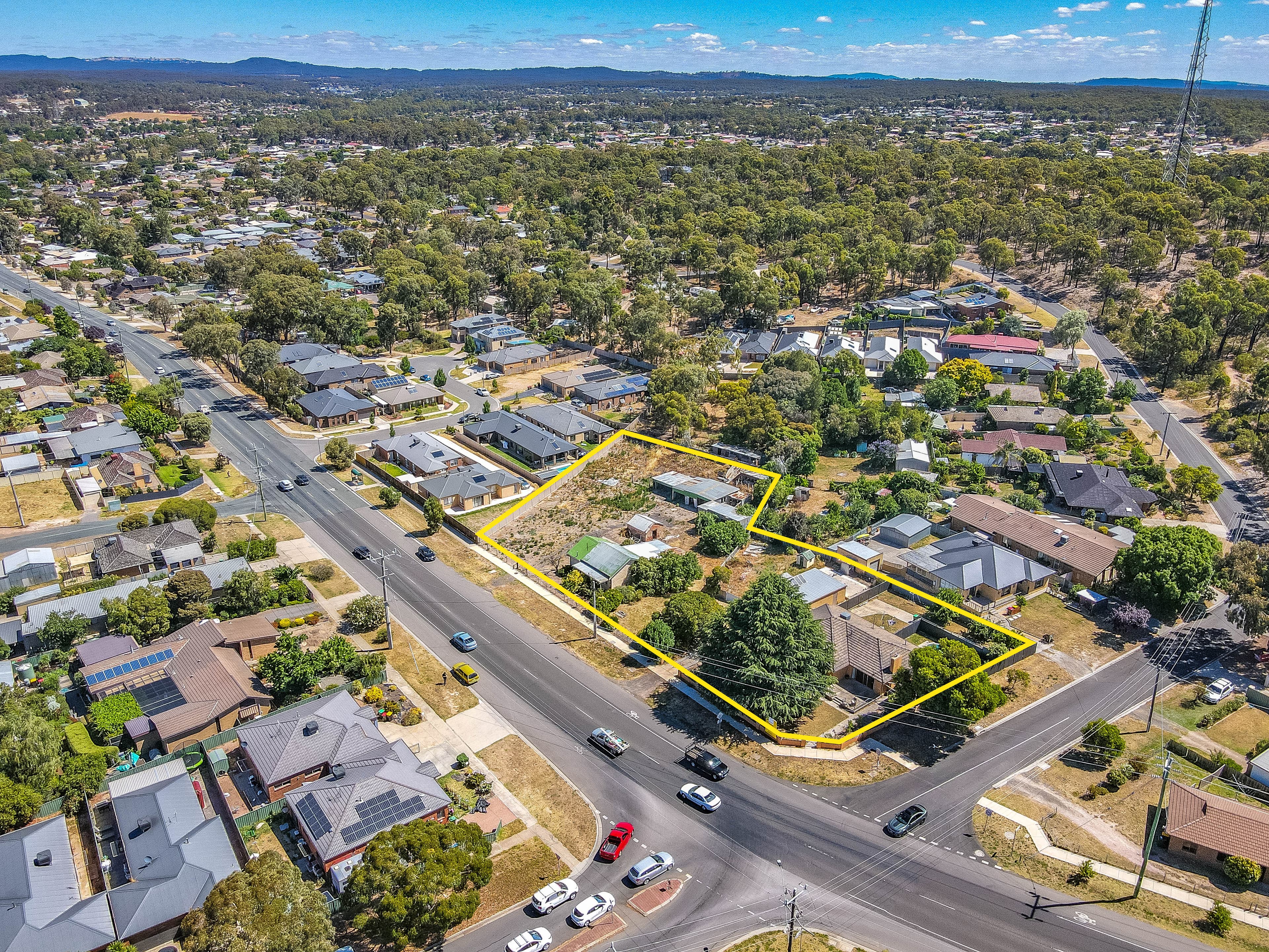 69-71 & 73 Specimen Hill Road, Golden Square VIC 3555, Golden Square - Thumbnail 2