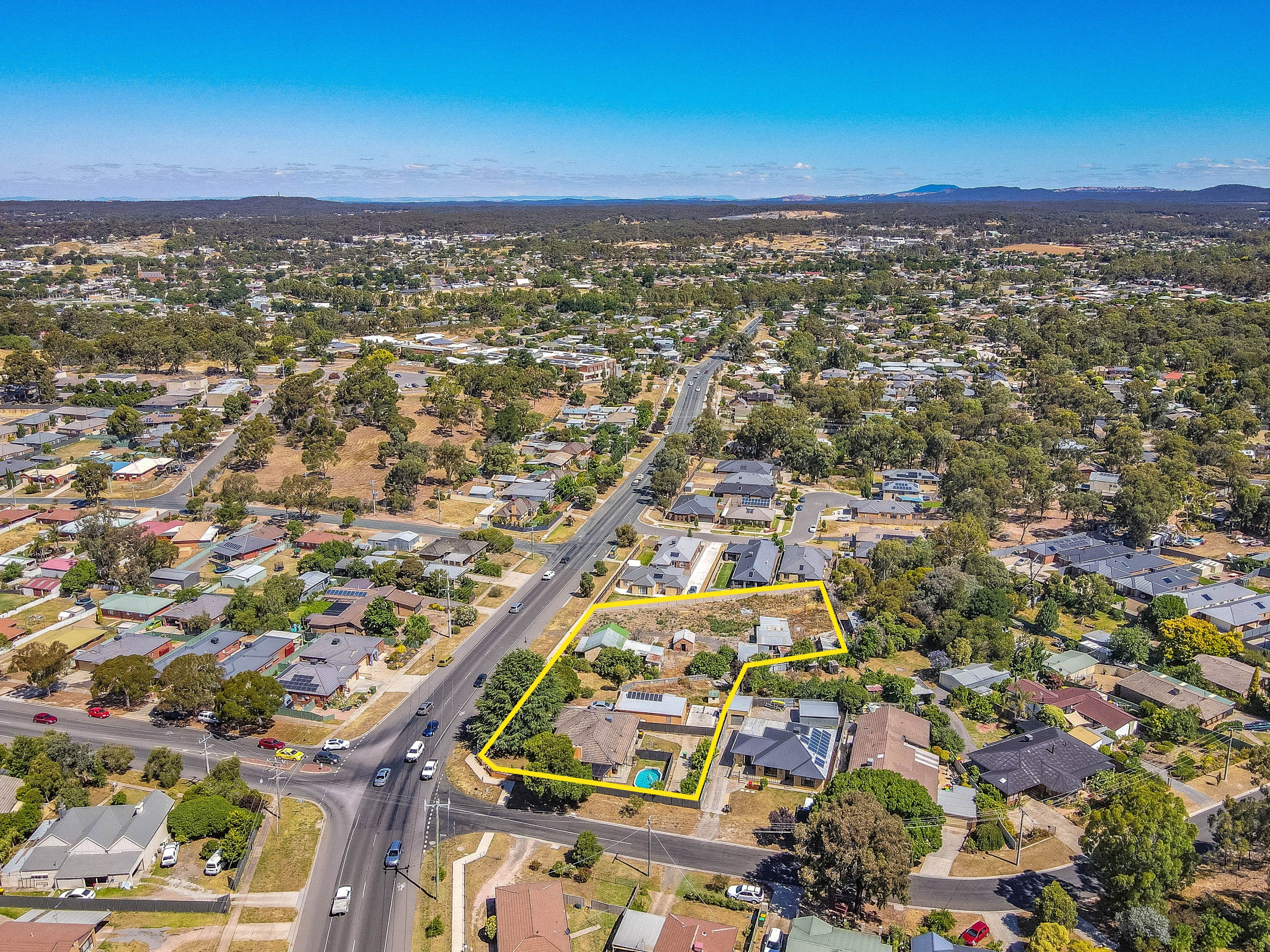 69-71 & 73 Specimen Hill Road, Golden Square VIC 3555, Golden Square - Thumbnail 4