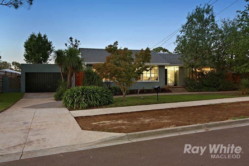 4 Wattle Drive, WATSONIA VIC 3087, Watsonia - Thumbnail 2