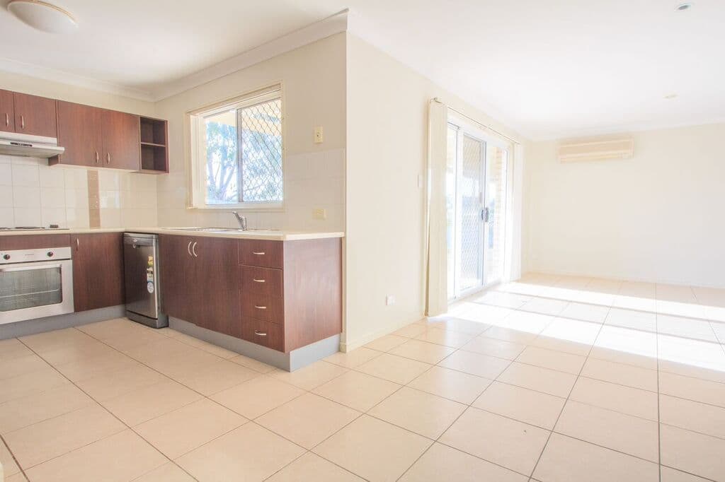 43 Bedivere Drive, Ormeau QLD 4208, Ormeau - Thumbnail 2