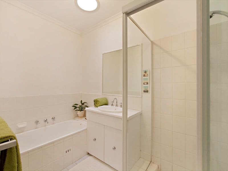 1 Owen Jones Row, MENAI NSW 2234, Menai - Thumbnail 6