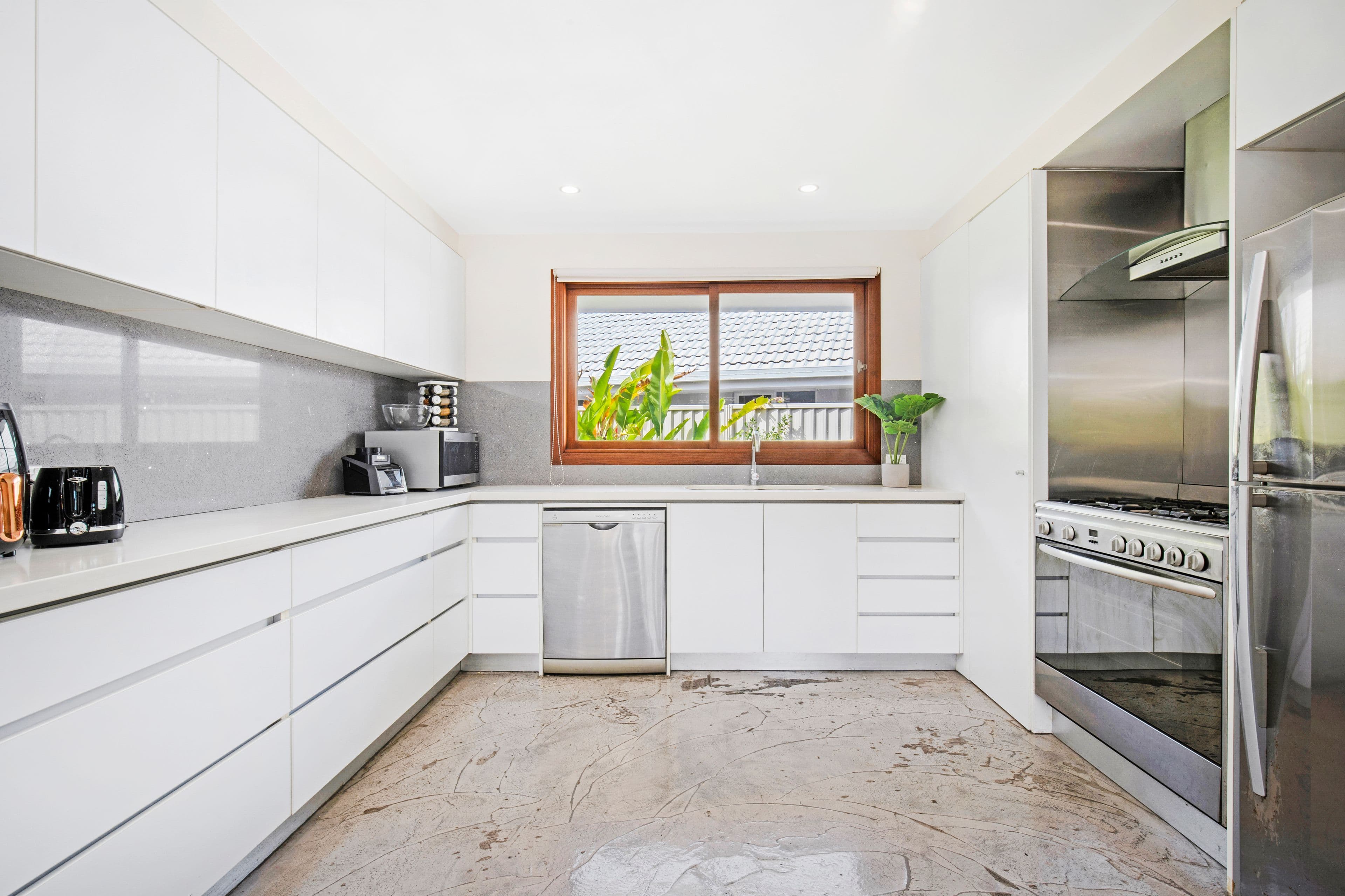 43 Sovereign Drive, Mermaid Waters QLD 4218, Mermaid Waters - Thumbnail 5