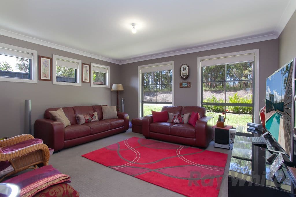 6 Juncea Close, CHARLESTOWN NSW 2290, Charlestown - Thumbnail 2