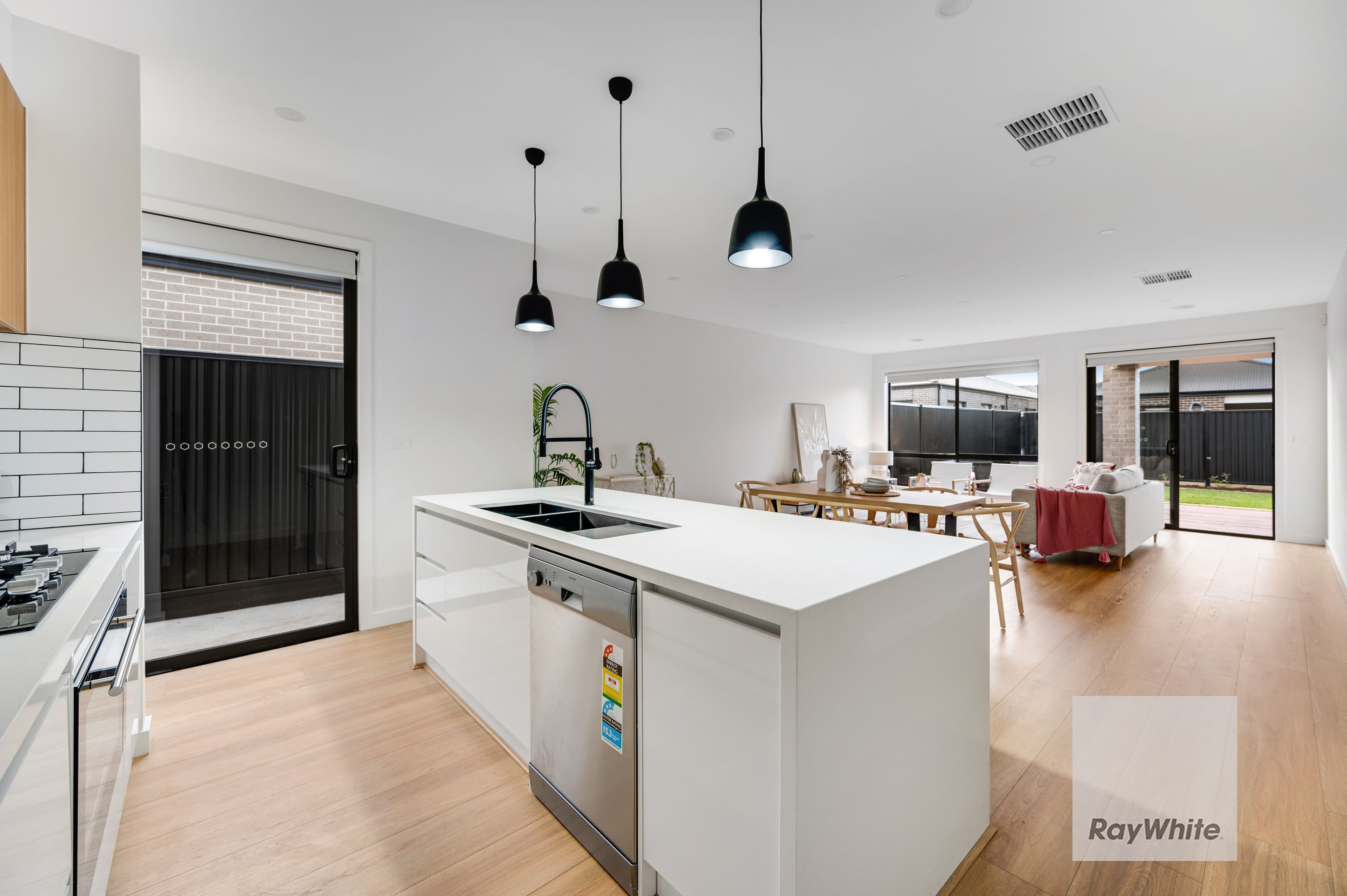 11 Carramar Way, Greenvale VIC 3059, Greenvale - Thumbnail 5