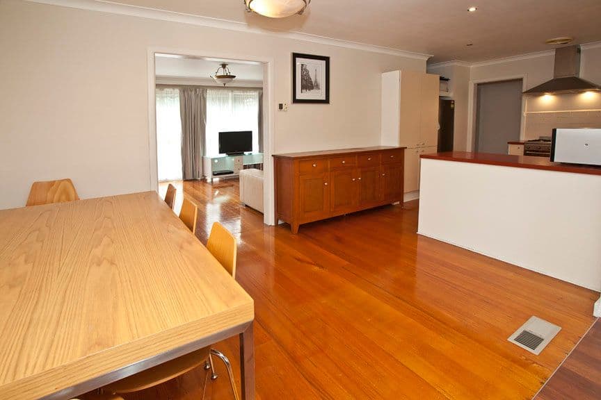 16 Bingley Avenue, NOTTING HILL VIC 3168, Notting Hill - Thumbnail 4