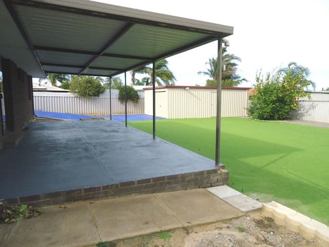 5 Lowan Court, WAGGRAKINE WA 6530, Waggrakine - Thumbnail 3