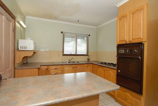 329 Ballarat Road, BRAYBROOK VIC 3019, Braybrook - Thumbnail 2