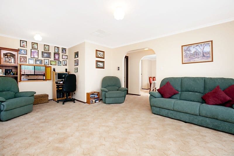 27 Larrimah Road, MORPHETT VALE SA 5162, Morphett Vale - Thumbnail 2