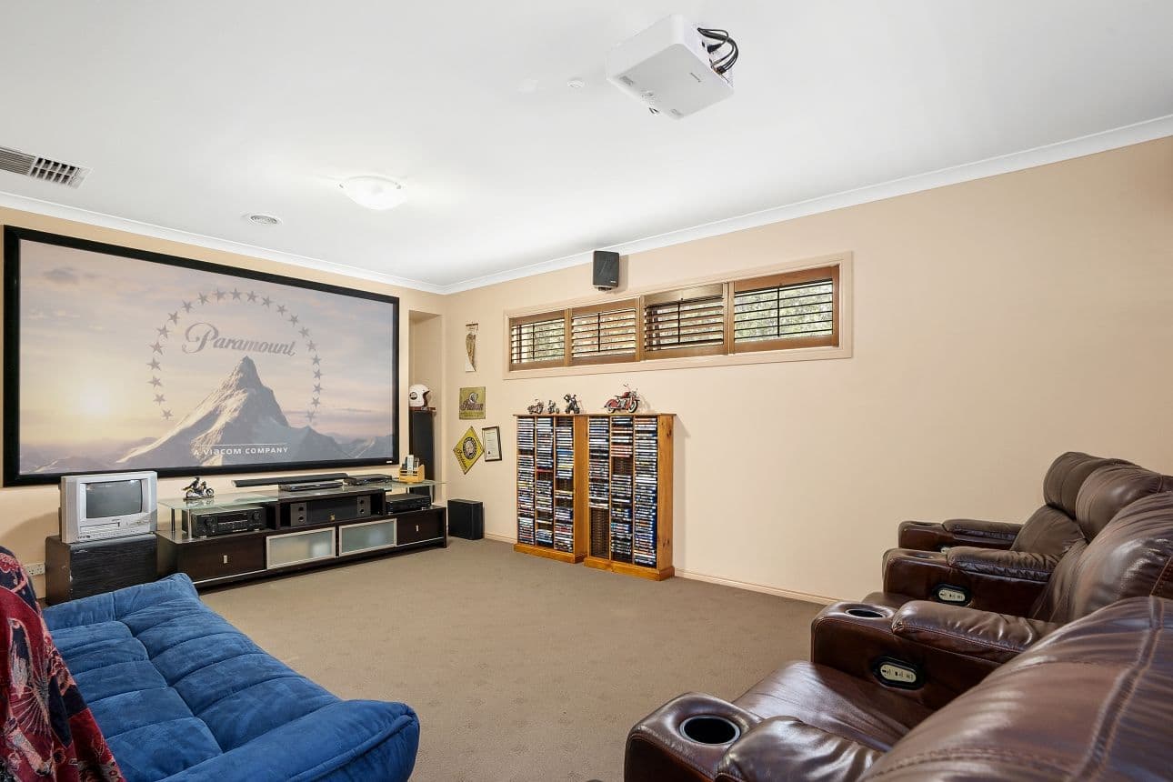 43 Browallia Drive, Corio VIC 3214, Corio - Thumbnail 2