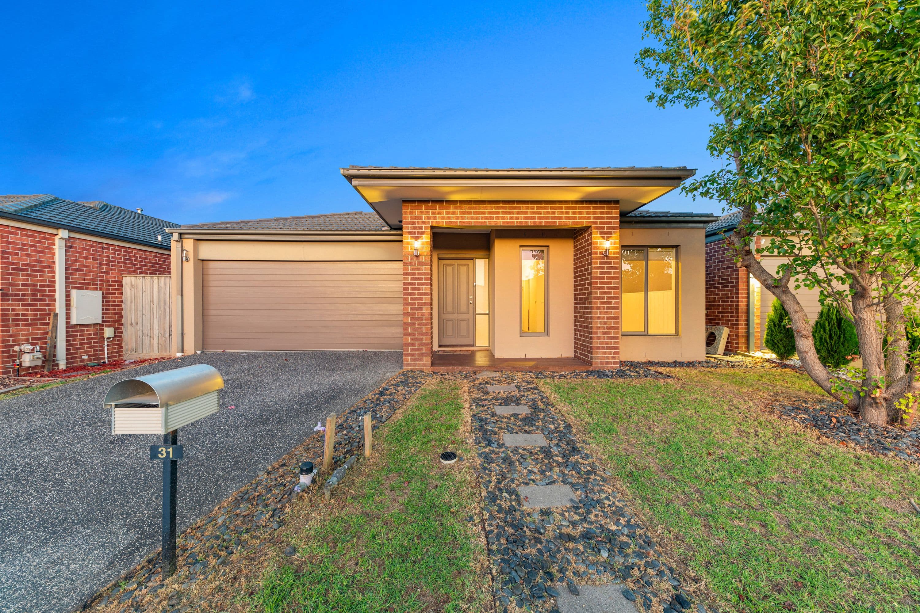 31 Denton Drive, Officer VIC 3809, Officer - Image 1