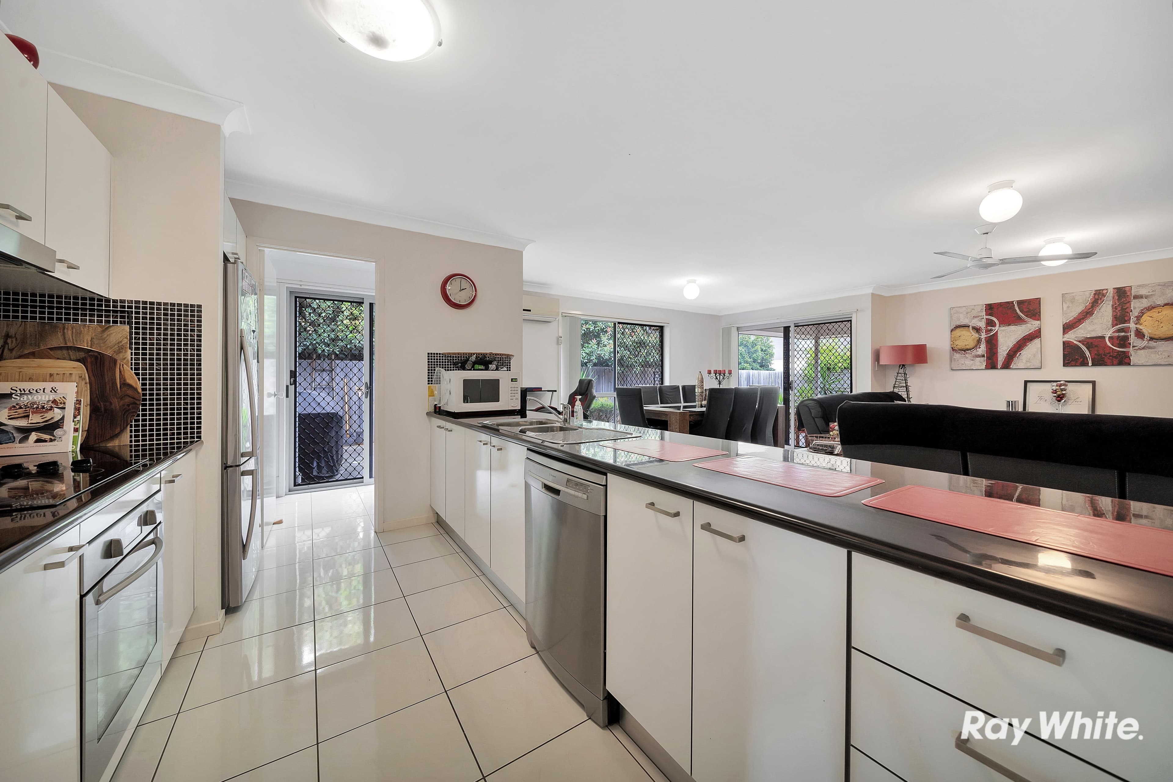 9 Macintyre Street, Marsden QLD 4132, Marsden - Thumbnail 3