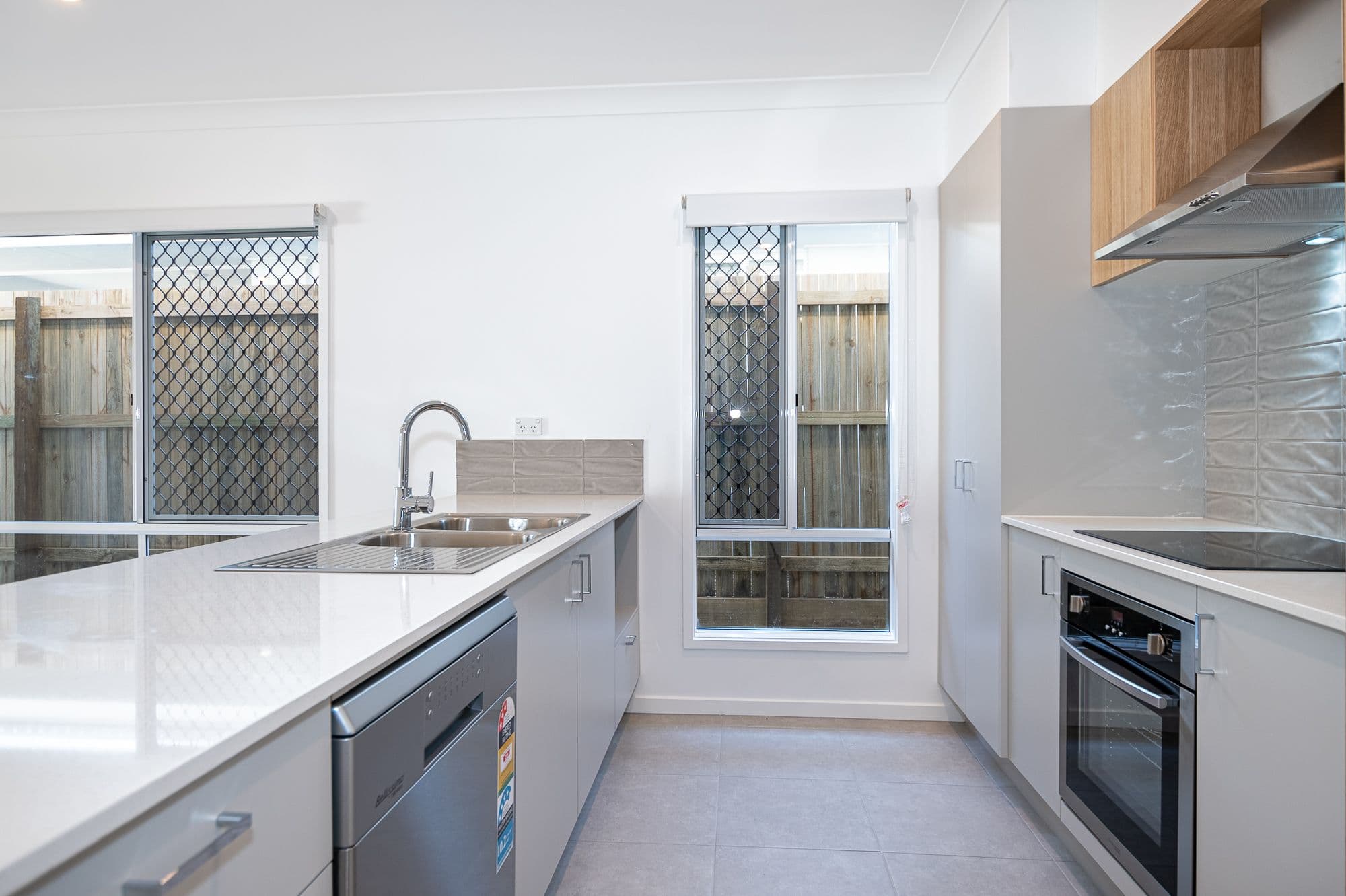 35 Dunaden Street, Logan Reserve QLD 4133, Logan Reserve - Thumbnail 3