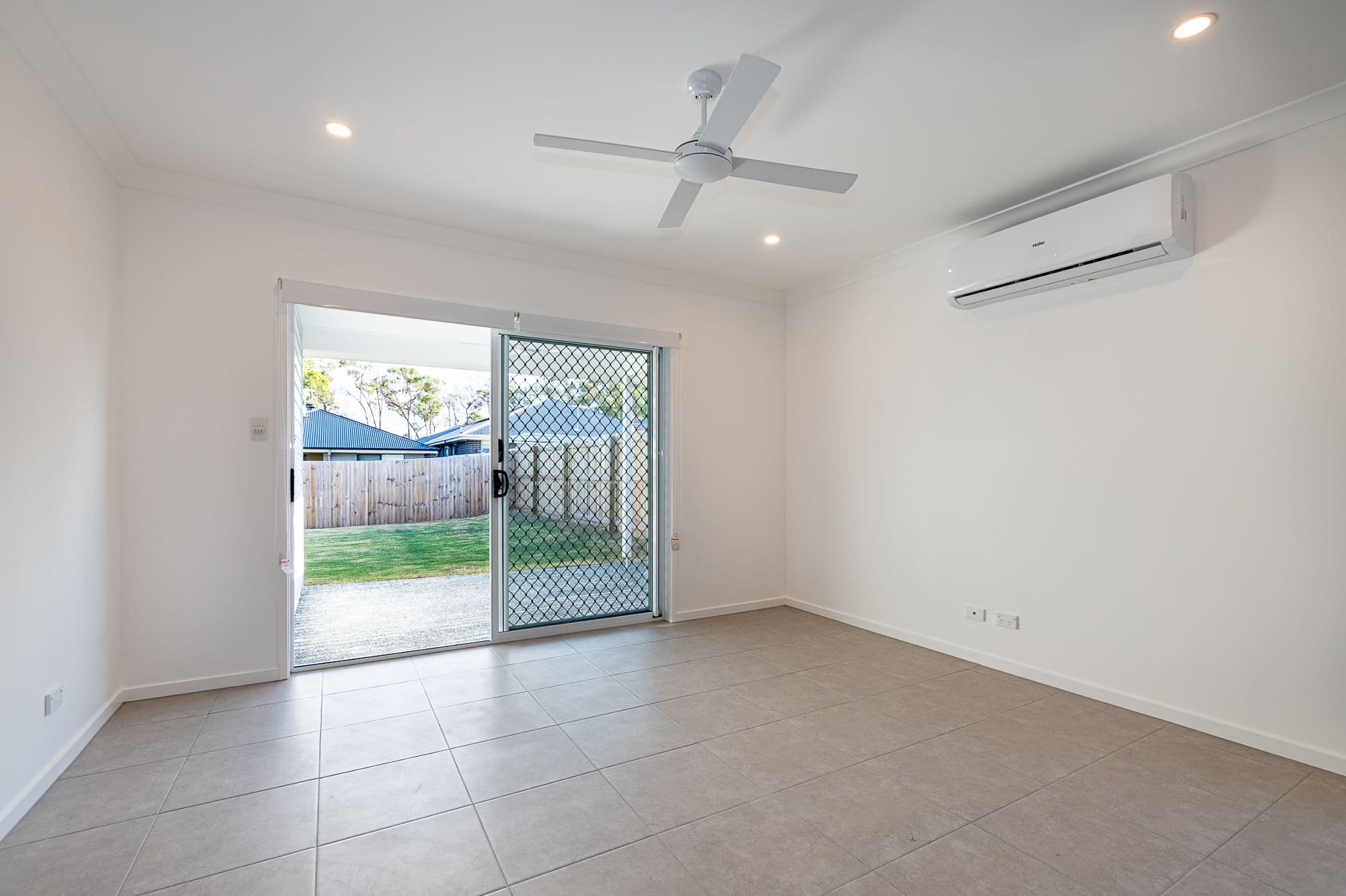 35 Dunaden Street, Logan Reserve QLD 4133, Logan Reserve - Thumbnail 6