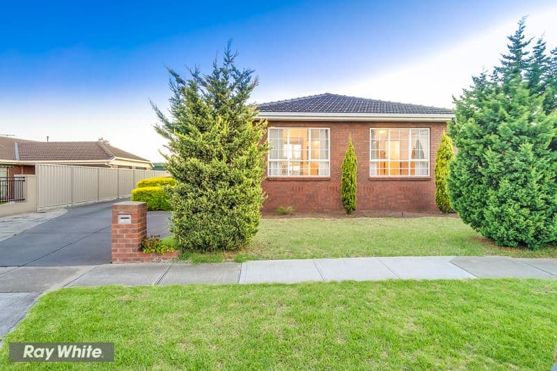 108 Sycamore Street, Hoppers Crossing VIC 3029, Hoppers Crossing - Thumbnail 2