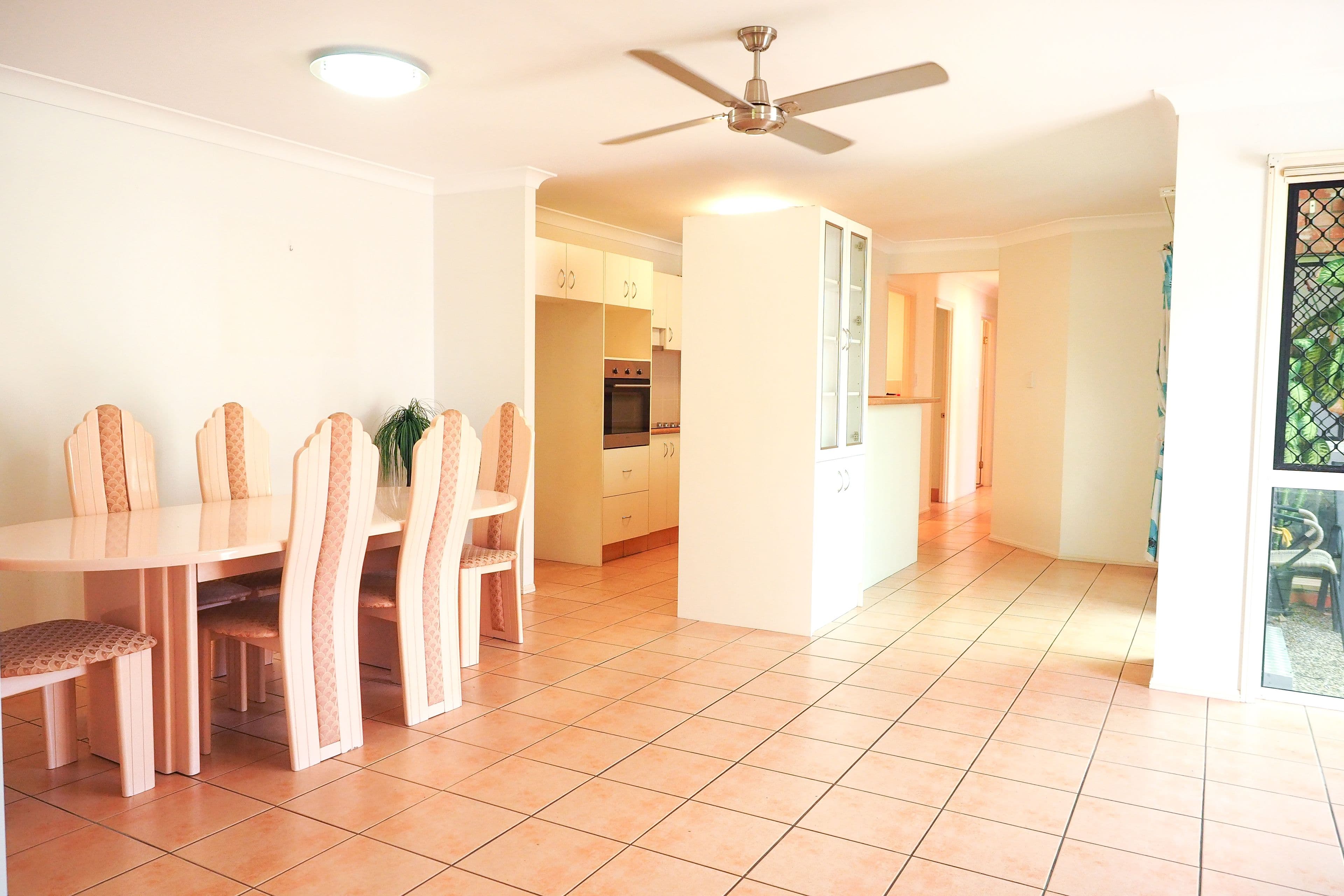 21 Ewan Street, Southport QLD 4215, Southport - Thumbnail 3