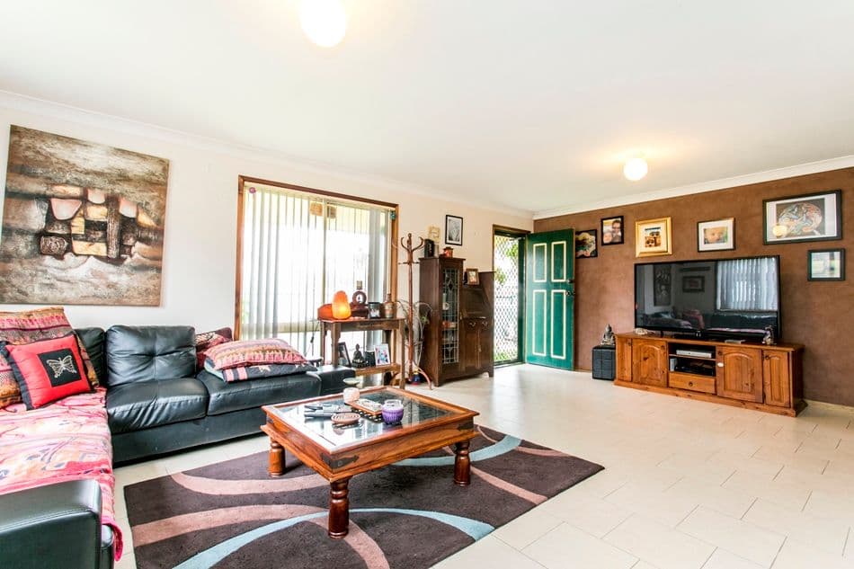 42 Lincoln Drive, CAMBRIDGE PARK NSW 2747, Cambridge Park - Thumbnail 3