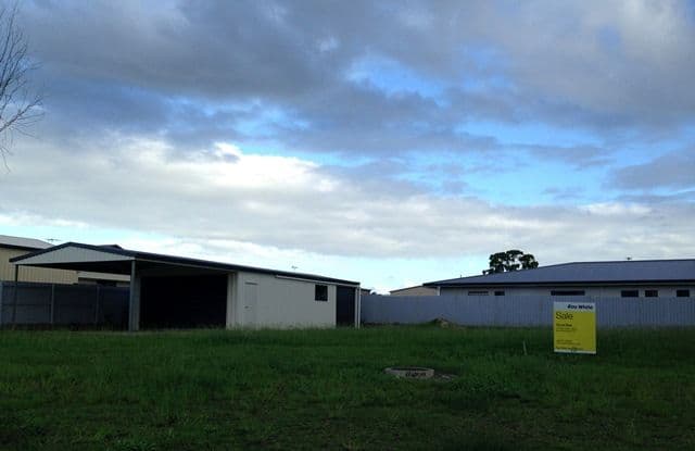 7 Tulipwood Court, Norman Gardens QLD 4701, Norman Gardens - Thumbnail 2