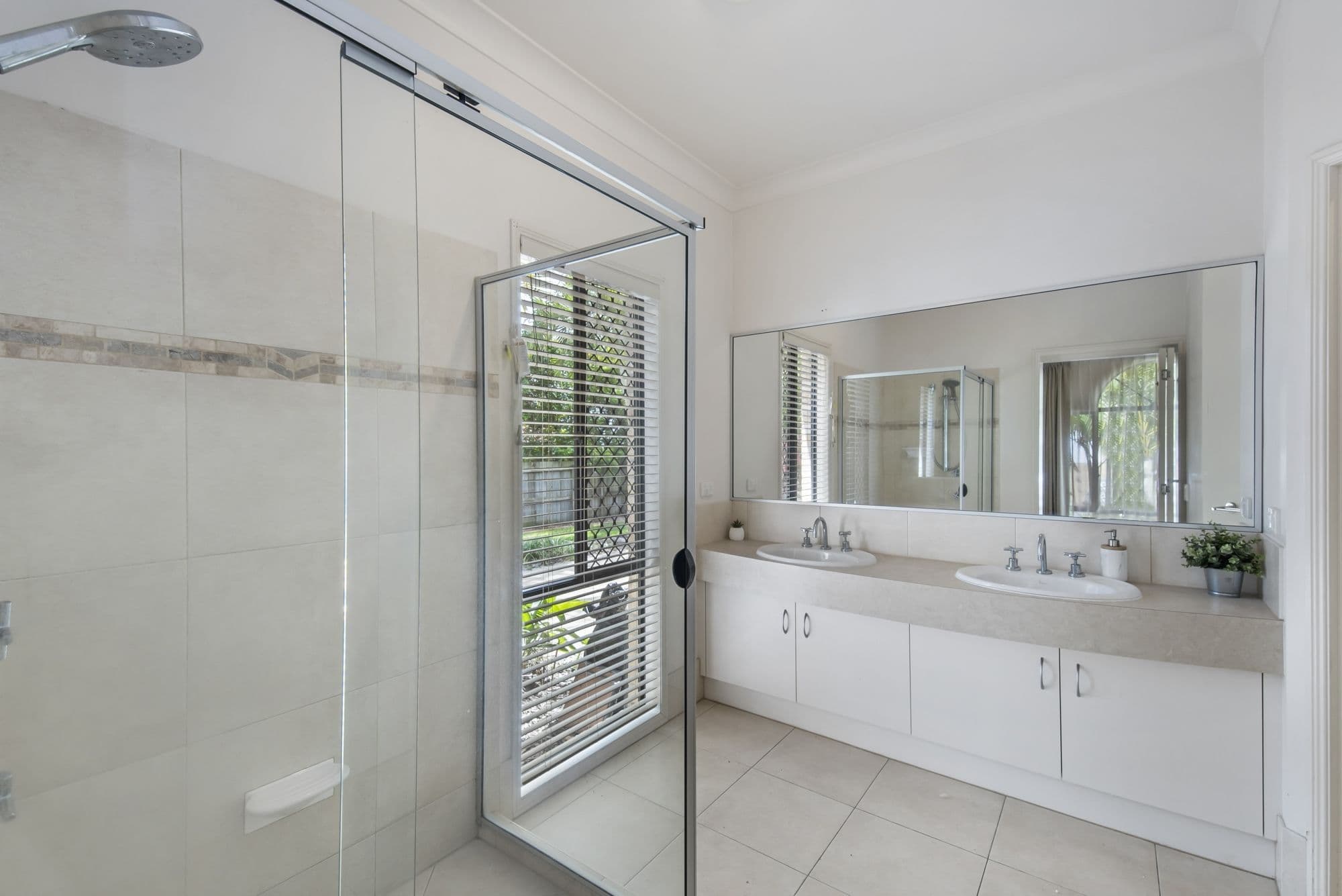 4 Leichhardt Street, North Lakes QLD 4509, North Lakes - Thumbnail 3