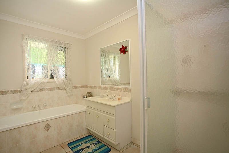 63 Walker Street, CORINDA QLD 4075, Corinda - Thumbnail 6