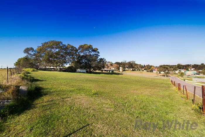19 Auklet Road, MOUNT HUTTON NSW 2290, Mount Hutton - Thumbnail 4