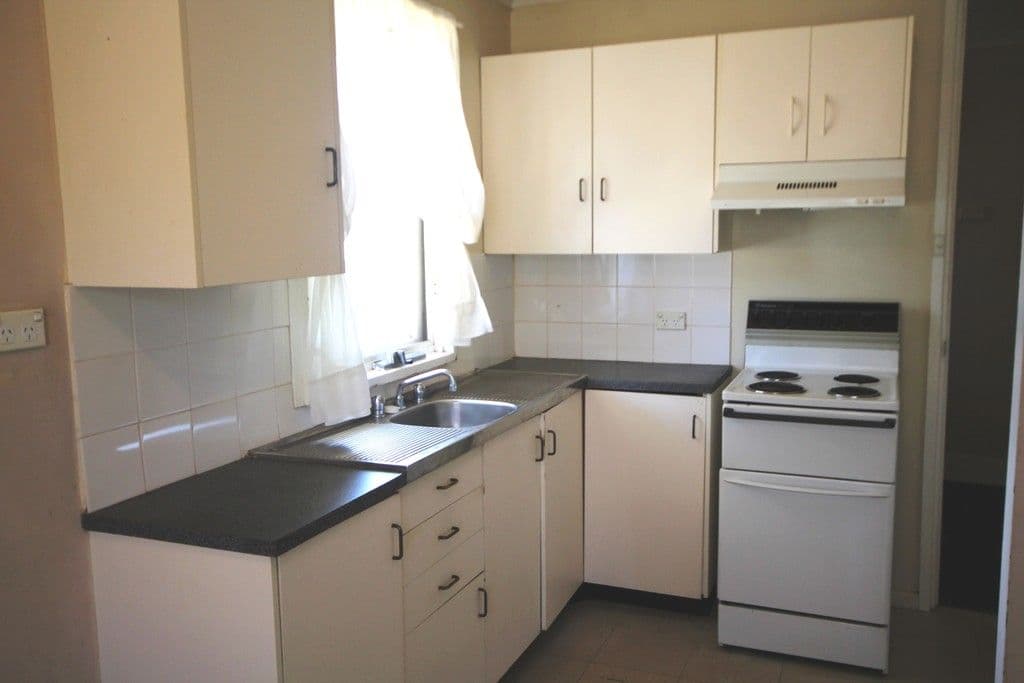 2 Endeavour Place, Young NSW 2594, Young - Thumbnail 3