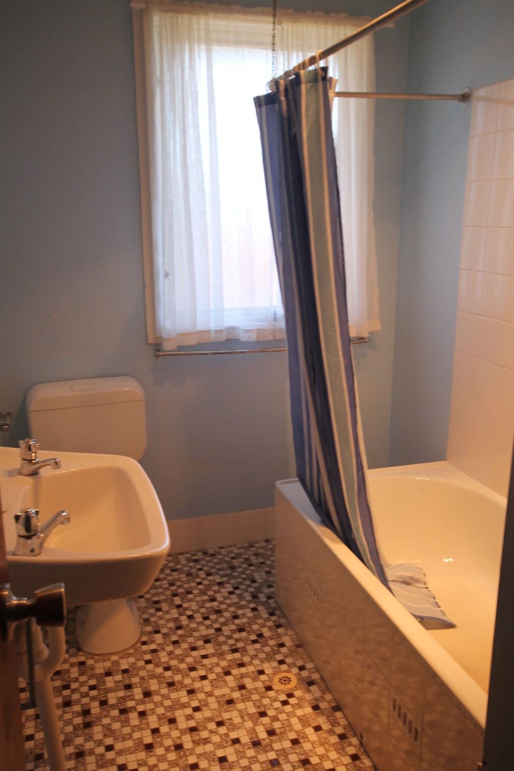 2 Endeavour Place, Young NSW 2594, Young - Thumbnail 7