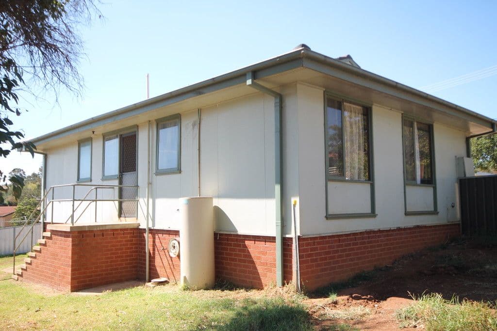 2 Endeavour Place, Young NSW 2594, Young - Thumbnail 8