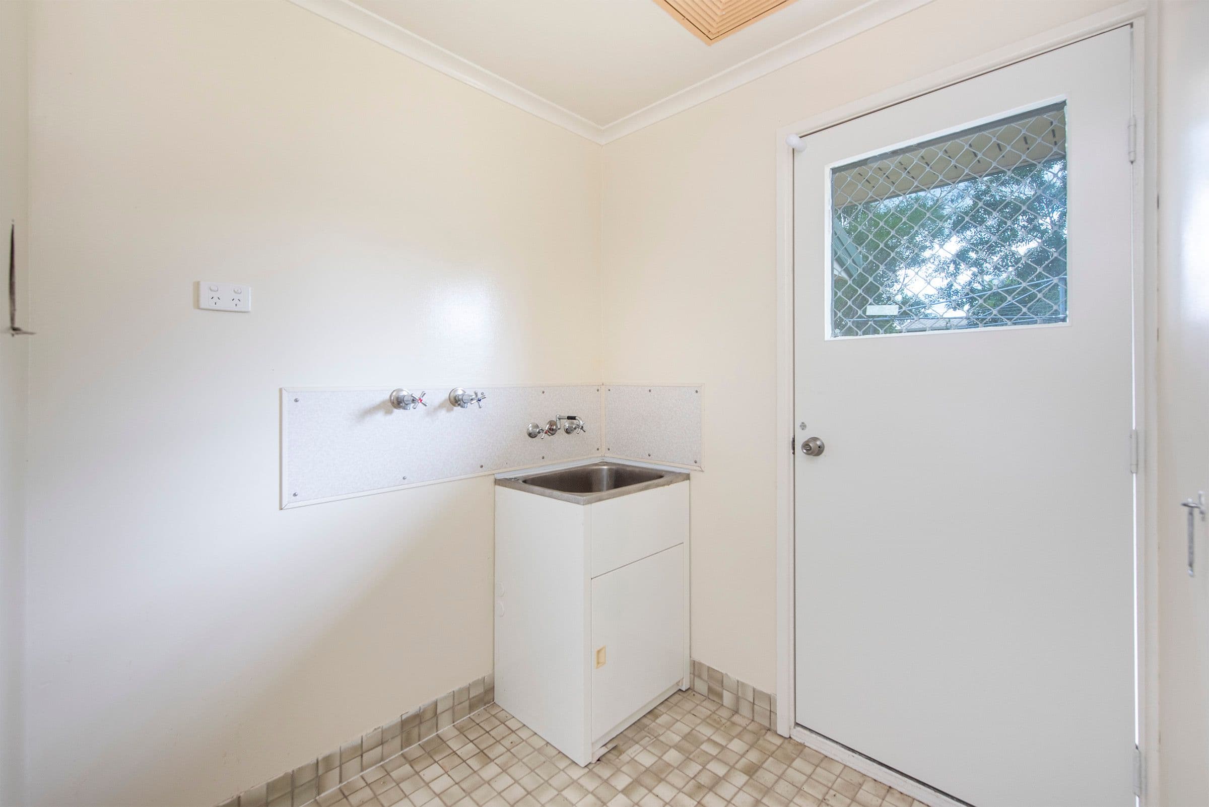 18 Barracuda Court, Kingston QLD 4114, Kingston - Thumbnail 8