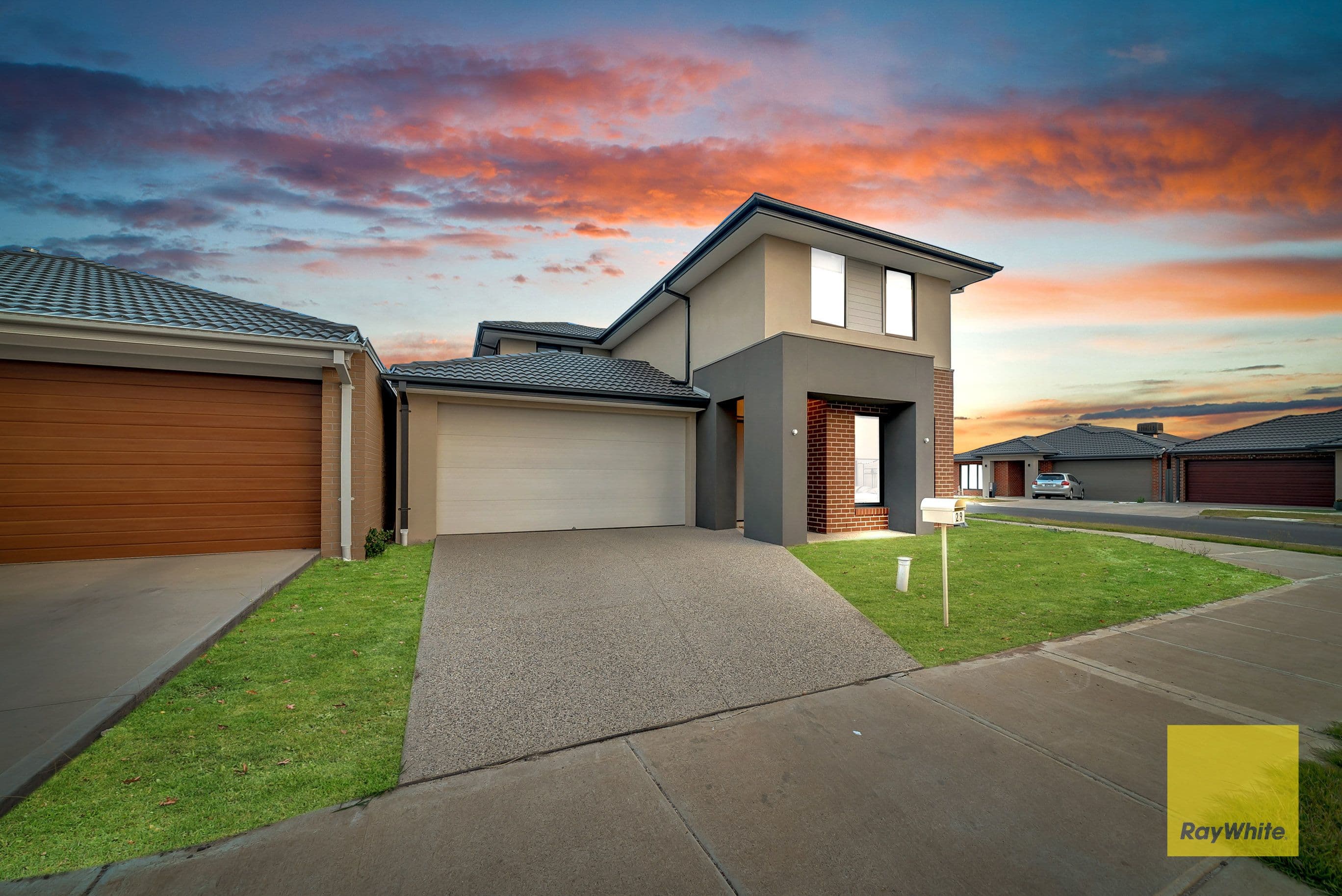29 Wonderboom Avenue, Tarneit VIC 3029, Tarneit - Thumbnail 2