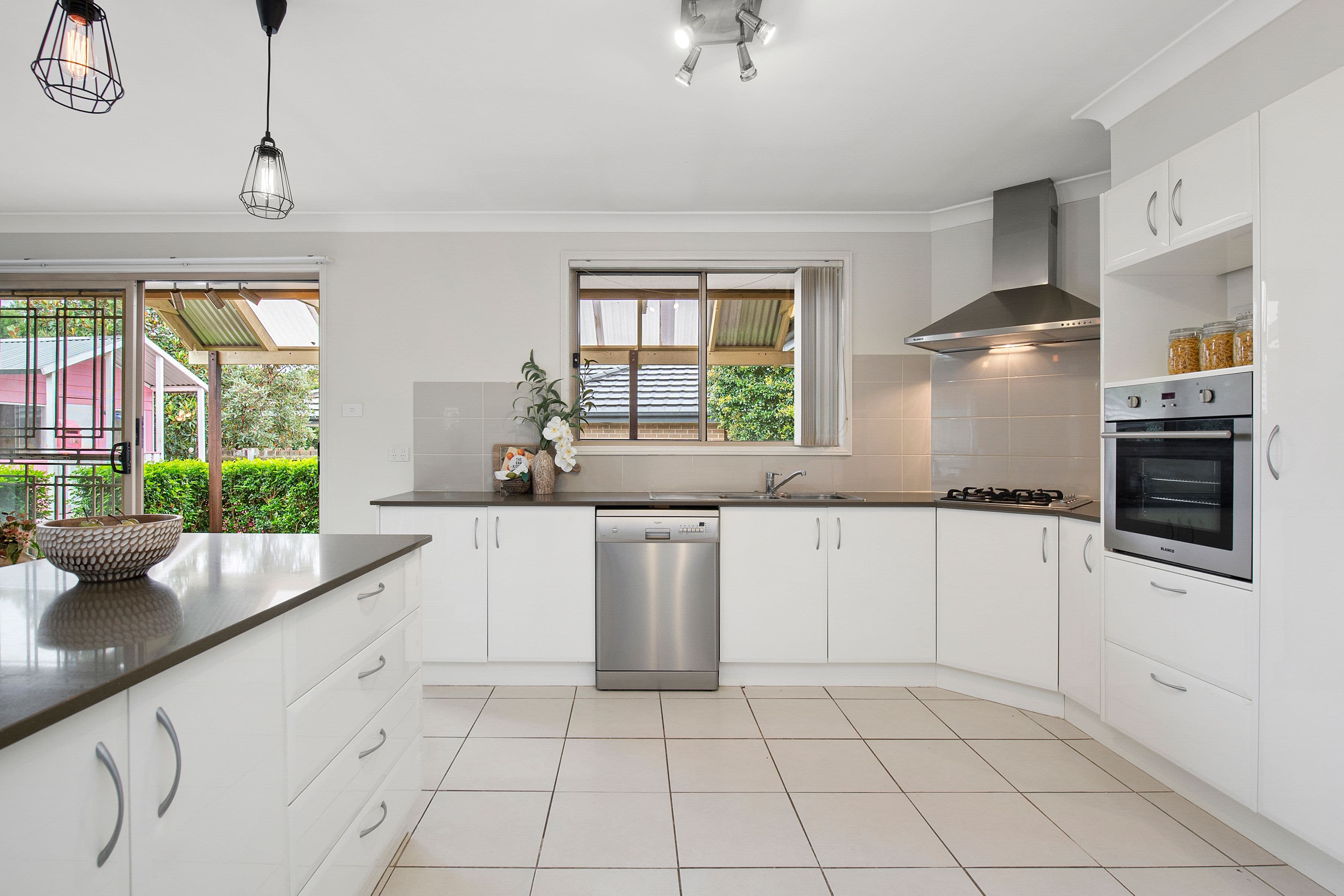 31 Glenheath Avenue, Kellyville Ridge NSW 2155, Kellyville Ridge - Thumbnail 4
