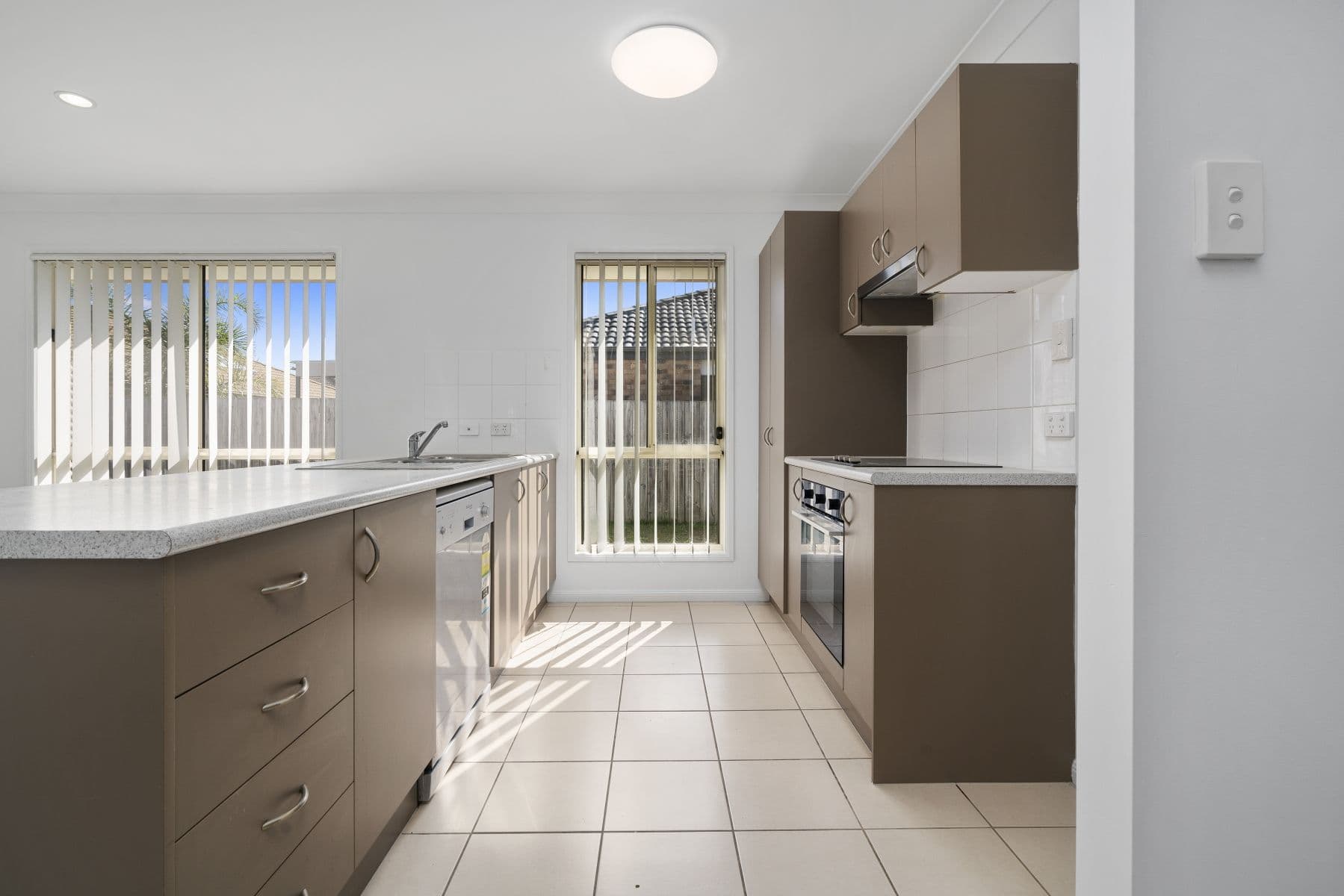 28 Granger Street, Caboolture QLD 4510, Caboolture - Thumbnail 2
