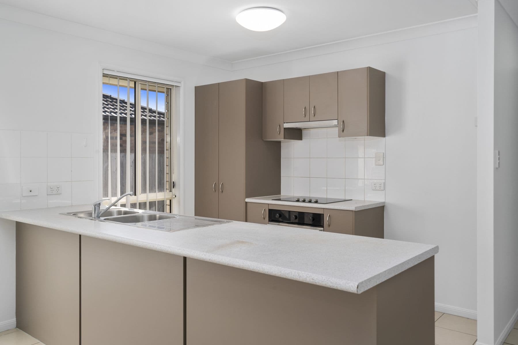 28 Granger Street, Caboolture QLD 4510, Caboolture - Thumbnail 4