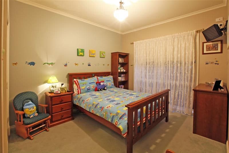 33 Grange Boulevard, BUNDOORA VIC 3083, Bundoora - Thumbnail 8