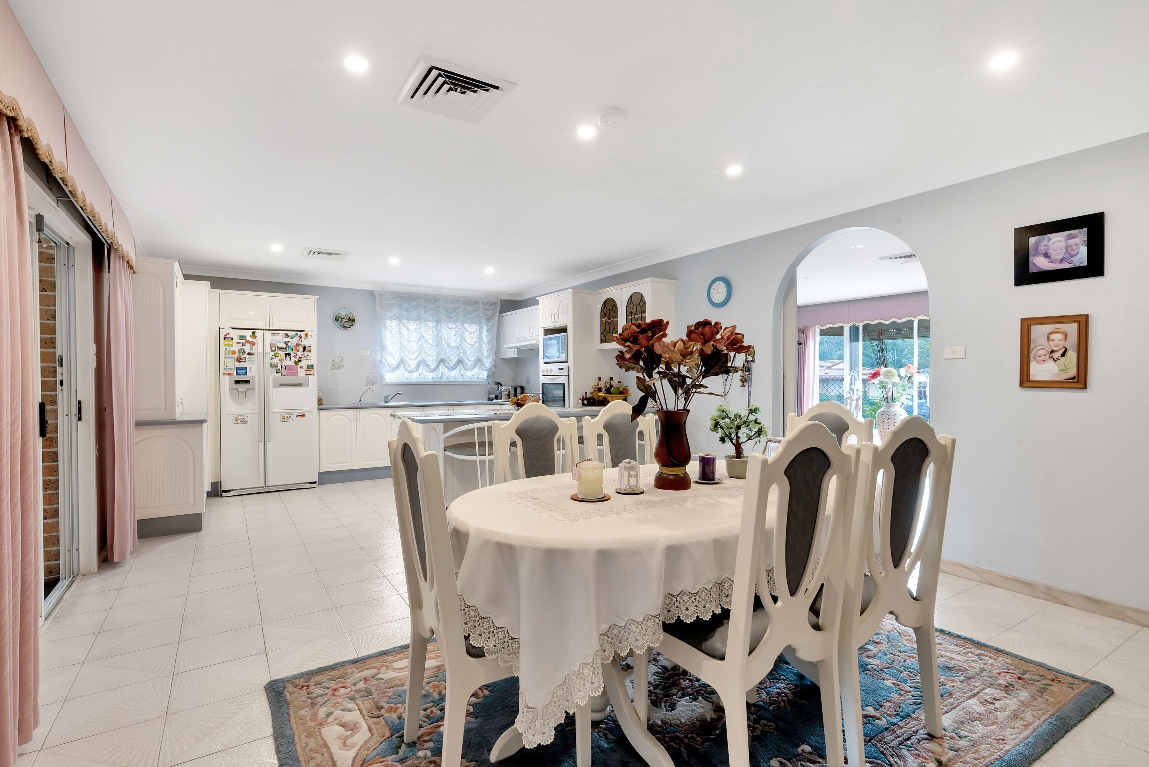 12 Quinn Place, Prairiewood - Thumbnail 3