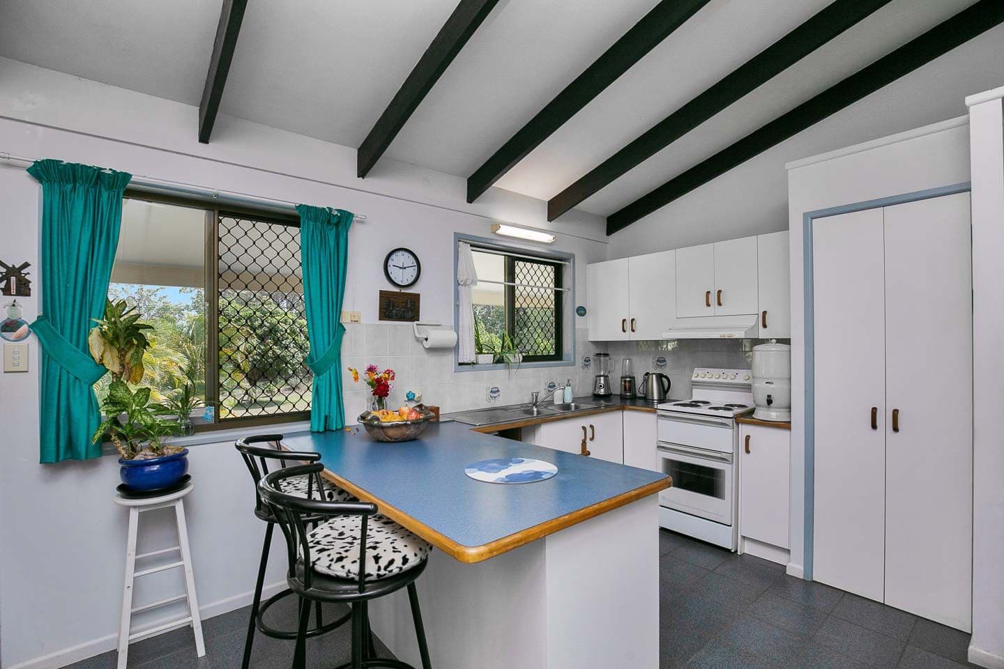 31 Raintree Avenue, Burrum Heads QLD 4659, Burrum Heads - Thumbnail 4