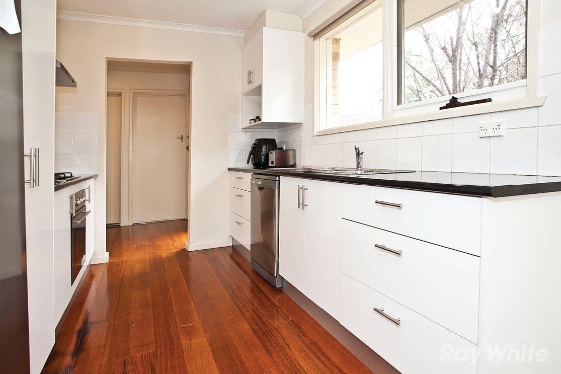 52 Grantley Drive, GLEN WAVERLEY VIC 3150, Glen Waverley - Thumbnail 3