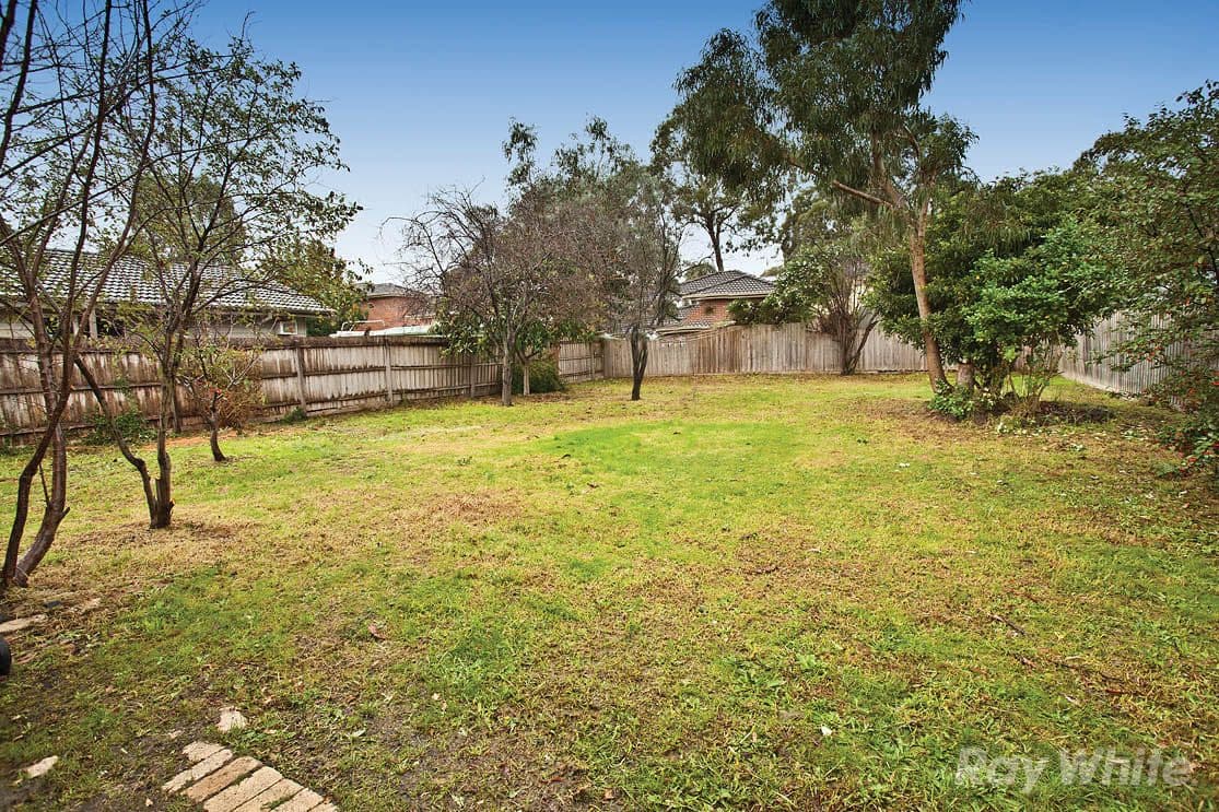 52 Grantley Drive, GLEN WAVERLEY VIC 3150, Glen Waverley - Thumbnail 7