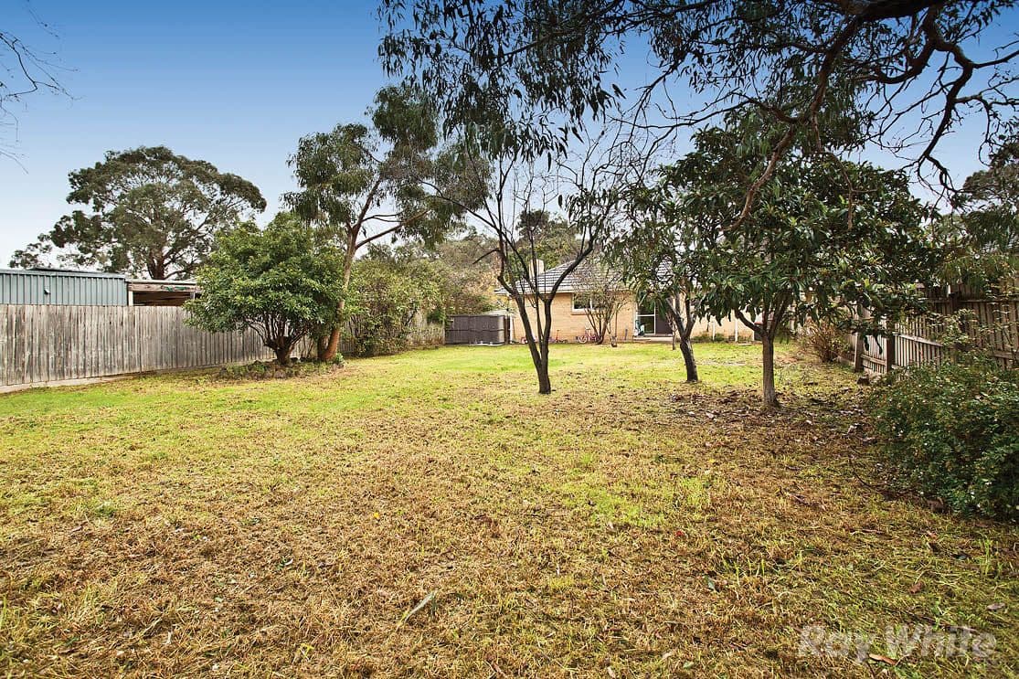 52 Grantley Drive, GLEN WAVERLEY VIC 3150, Glen Waverley - Thumbnail 8