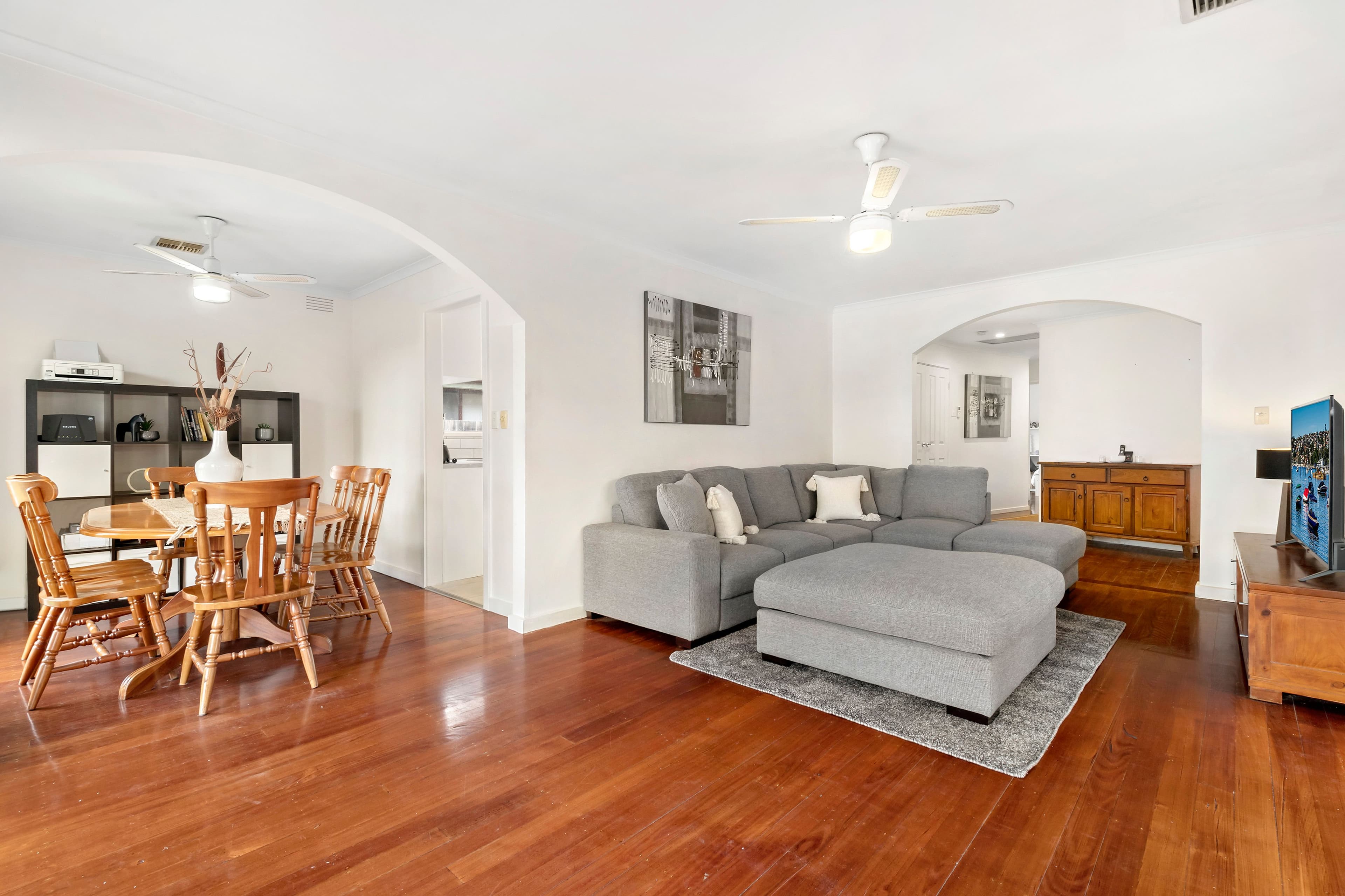 103 Cabernet Crescent, Bundoora VIC 3083, Bundoora - Thumbnail 4
