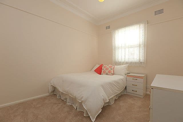 21 Burton Avenue, CHESTER HILL NSW 2162, Chester Hill - Thumbnail 7